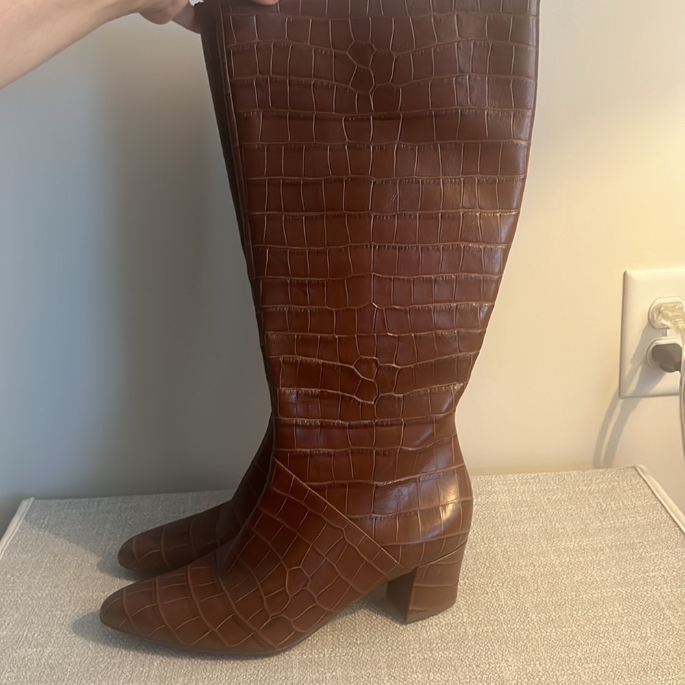 NWT NATURALIZER Wide Calf Brown Knee High Block Heel Leather Boots Size 7.5 - Picture 7 of 13